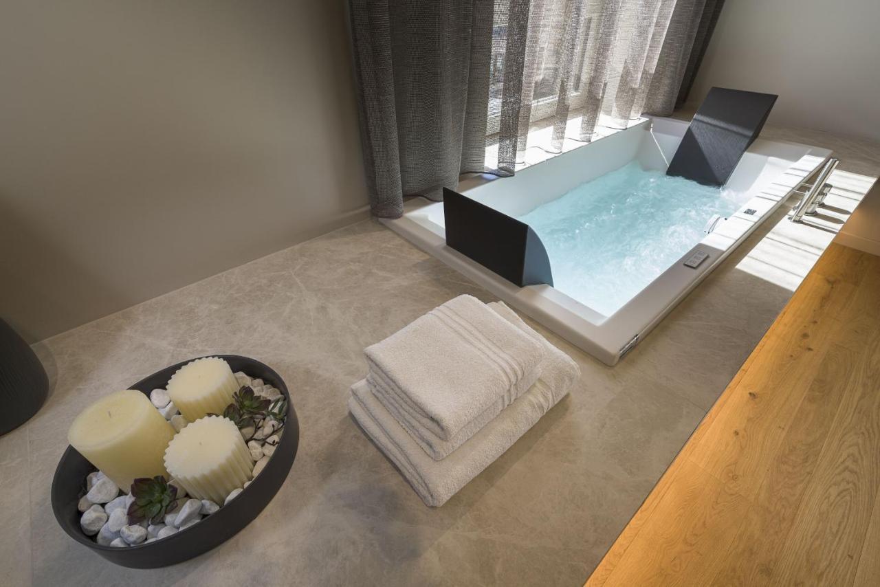 Aera Luxury Suites By Wonderful Italy CTA Exterior photo