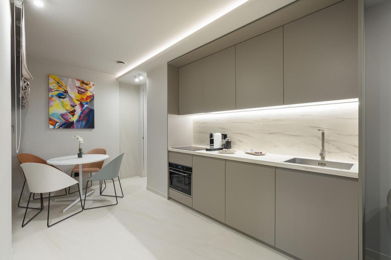 Aera Luxury Suites By Wonderful Italy CTA Exterior photo